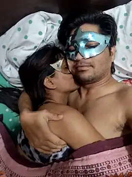 Snapshot of Radhika_01 chatting on December 2025 07:11:01 AM Radhika 01 online show from December 2025 07:11:01 AM