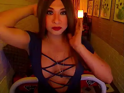 Snapshot of LadyhugecockX chatting on October 2025 11:45:02 AM LadyhugecockX online show from October 2025 11:45:02 AM