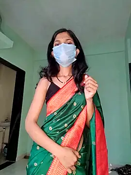 Shivani2002 online show from February 2026 03:06:01 AM