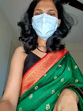 Shivani2002 online show from April 2026 01:56:02 AM