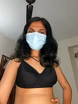 Shivani2002 online show from May 2026 03:56:02 PM