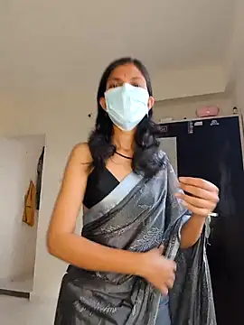 Shivani2002 online show from May 2026 03:06:01 AM
