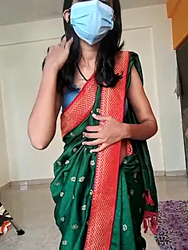 Snapshot of Shivani2002 chatting on November 2025 08:37:01 AM Shivani2002 online show from November 2025 08:37:01 AM