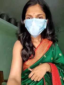 Shivani2002 online show from February 2026 04:51:01 PM