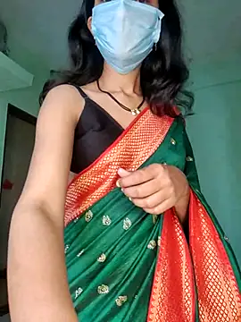 Shivani2002 online show from February 2026 02:54:02 AM