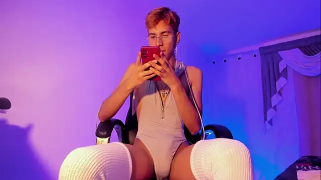 Snapshot of Angelicious_Boy chatting on November 2025 02:55:02 AM Angelicious Boy online show from November 2025 02:55:02 AM