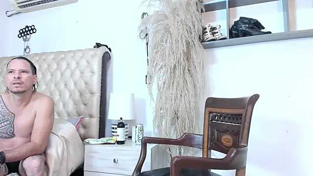 RocoAndHisGirls online show from November 2025 09:52:01 PM