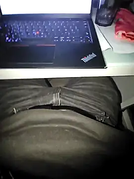 Snapshot of Syto772 chatting on October 2025 01:03:01 PM Syto772 online show from October 2025 01:03:01 PM