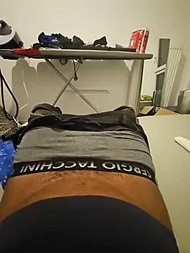 Snapshot of Syto772 chatting on February 2026 05:42:02 PM Syto772 online show from February 2026 05:42:02 PM