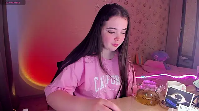 Alice next door online show from February 2026 02:06:02 PM