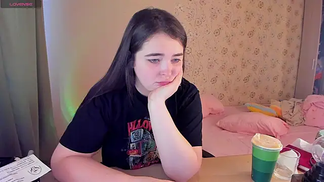 Alice next door online show from February 2026 12:38:01 PM