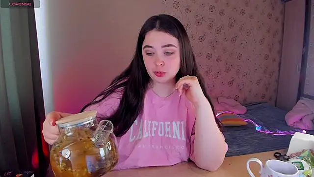 Alice next door online show from February 2026 01:00:02 PM