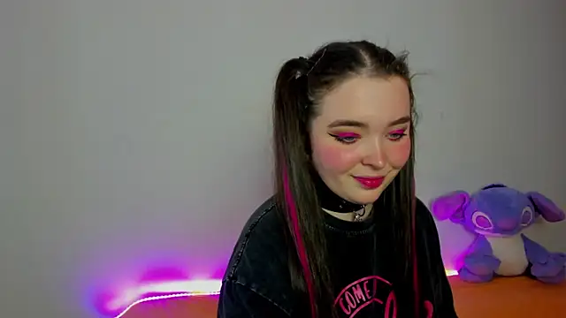 Alice next door online show from September 2025 10:37:01 AM