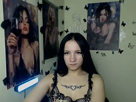 Em7MaA online show from November 2025 08:13:01 PM