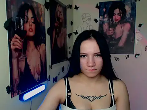 Em7MaA online show from November 2025 07:14:02 PM