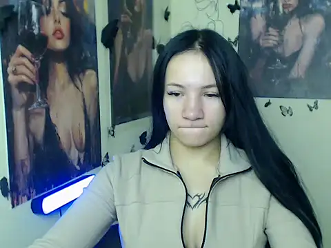 Em7MaA online show from October 2025 07:06:02 AM