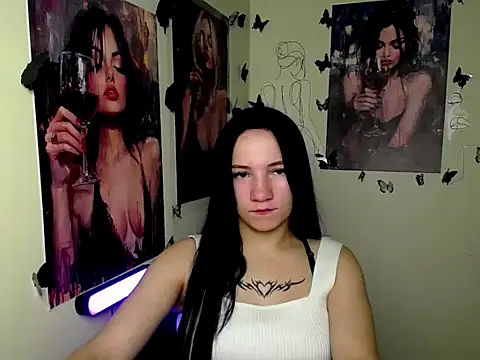 Em7MaA online show from September 2025 06:59:02 PM