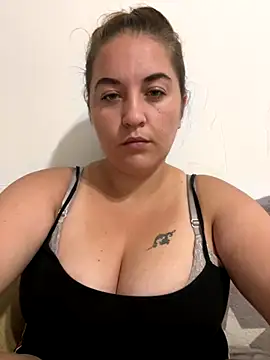 Snapshot of AmaliaAma chatting on September 2025 03:46:01 AM AmaliaAma online show from September 2025 03:46:01 AM