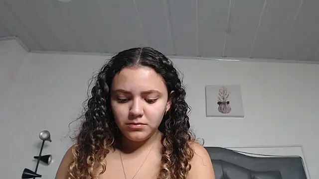 Snapshot of Giia_Monroe chatting on November 2025 02:10:02 PM Giia Monroe online show from November 2025 02:10:02 PM