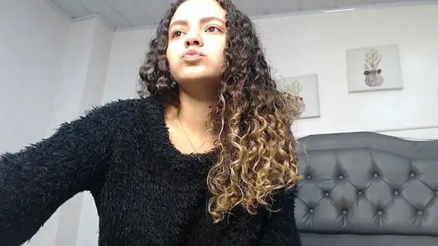 Snapshot of Giia_Monroe chatting on October 2025 02:14:02 PM Giia Monroe online show from October 2025 02:14:02 PM