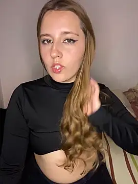 Cutie blondie online show from September 2025 08:04:02 PM