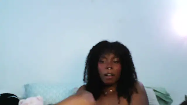 SparklingSoleil online show from October 2025 07:22:01 PM