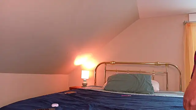 SparklingSoleil online show from July 2026 04:40:01 PM
