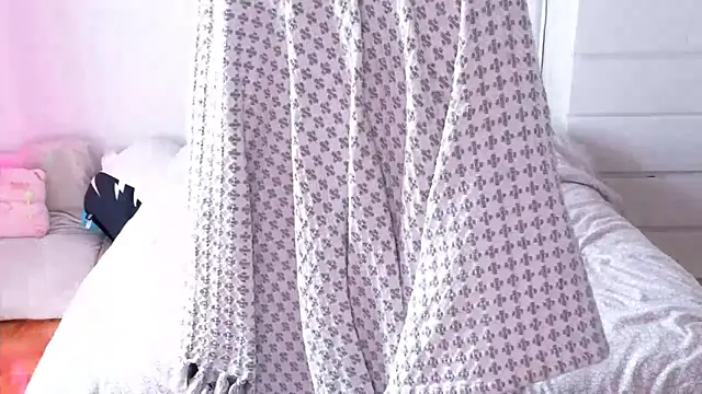 SparklingSoleil online show from March 2026 05:09:02 PM