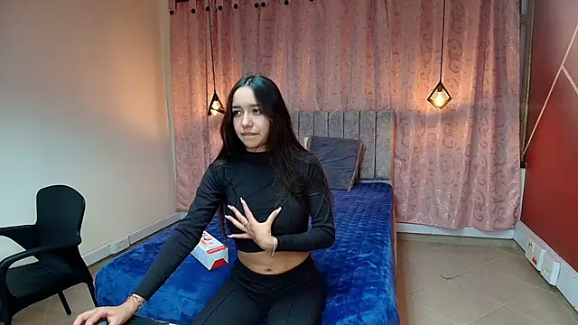 Emily  parker   online show from October 2025 01:08:01 AM