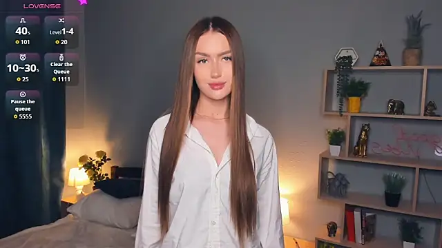 Snapshot of IsaVesco chatting on November 2025 07:28:02 PM IsaVesco online show from November 2025 07:28:02 PM