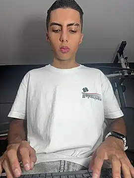 Mister Obsession online show from October 2025 06:59:02 PM