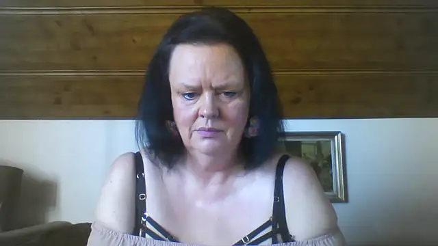 Snapshot of TiffanyMature chatting on September 2025 07:08:01 AM TiffanyMature online show from September 2025 07:08:01 AM
