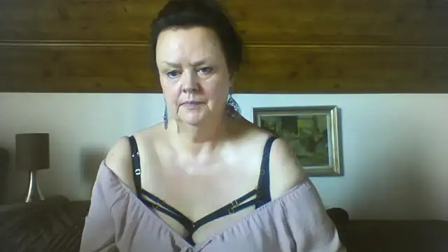 Snapshot of TiffanyMature chatting on September 2025 08:26:02 AM TiffanyMature online show from September 2025 08:26:02 AM