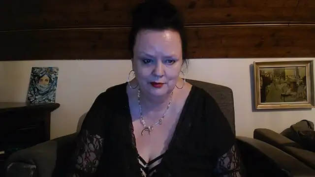 Snapshot of TiffanyMature chatting on May 2026 04:48:02 PM TiffanyMature online show from May 2026 04:48:02 PM