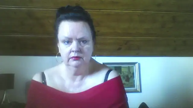 Snapshot of TiffanyMature chatting on September 2025 09:16:02 AM TiffanyMature online show from September 2025 09:16:02 AM