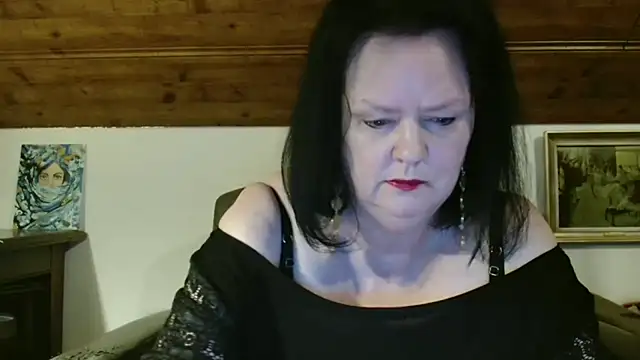 Snapshot of TiffanyMature chatting on February 2026 09:01:02 PM TiffanyMature online show from February 2026 09:01:02 PM