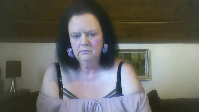 Snapshot of TiffanyMature chatting on September 2025 02:20:01 PM TiffanyMature online show from September 2025 02:20:01 PM