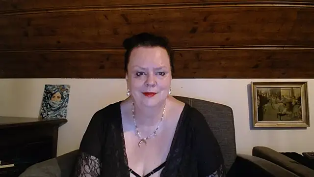 Snapshot of TiffanyMature chatting on May 2026 08:26:01 PM TiffanyMature online show from May 2026 08:26:01 PM