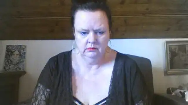 TiffanyMature online show from April 2026 03:04:01 PM