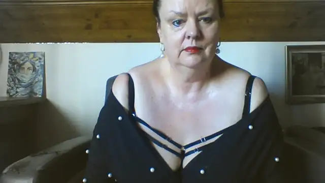 TiffanyMature online show from March 2026 08:17:01 AM