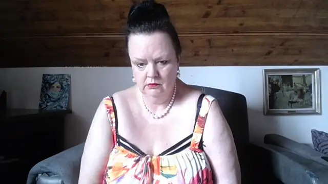 Snapshot of TiffanyMature chatting on May 2026 07:12:01 AM TiffanyMature online show from May 2026 07:12:01 AM