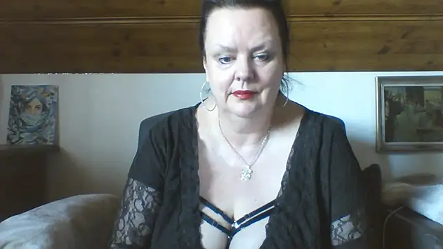 TiffanyMature online show from April 2026 09:45:02 AM