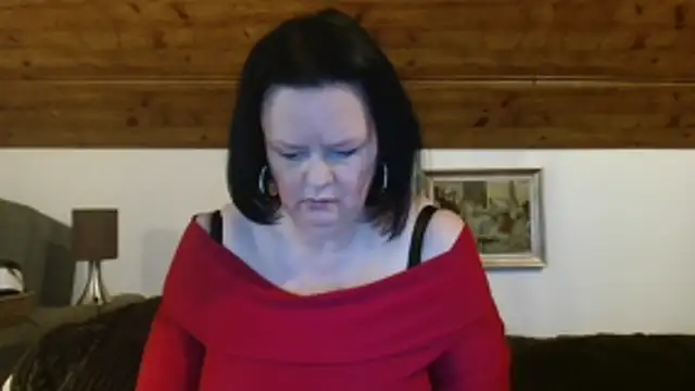 Snapshot of TiffanyMature chatting on October 2025 03:12:01 PM TiffanyMature online show from October 2025 03:12:01 PM