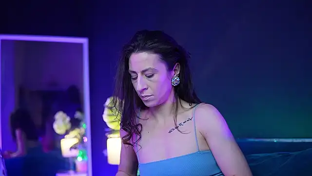 Snapshot of RubyRosa chatting on November 2025 10:47:01 PM RubyRosa online show from November 2025 10:47:01 PM