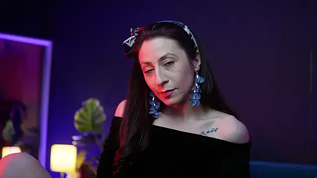 RubyRosa online show from April 2026 10:27:02 PM
