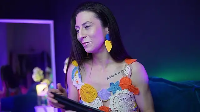 Snapshot of RubyRosa chatting on November 2025 10:26:02 PM RubyRosa online show from November 2025 10:26:02 PM