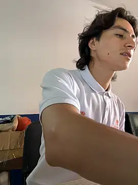 AlexanderHall online show from November 2025 05:13:02 PM