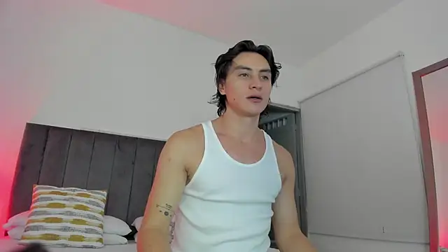 Snapshot of AlexanderHall chatting on September 2025 01:22:02 AM AlexanderHall online show from September 2025 01:22:02 AM