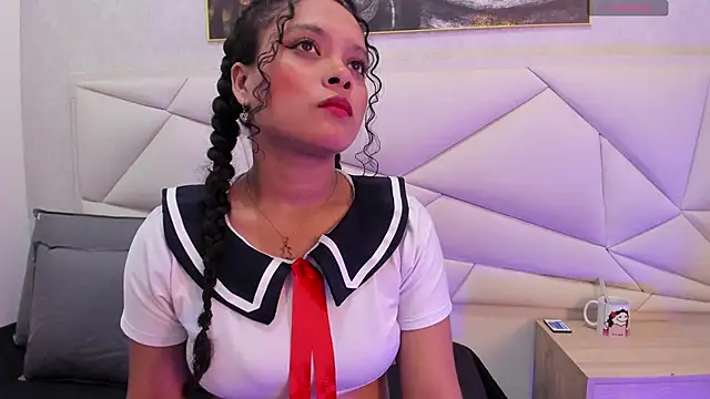 ValeriaJulio  online show from February 2026 12:31:02 AM