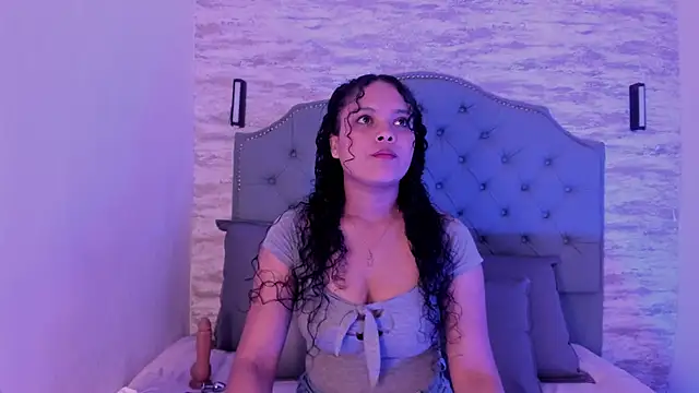 ValeriaJulio  online show from September 2025 11:49:02 AM